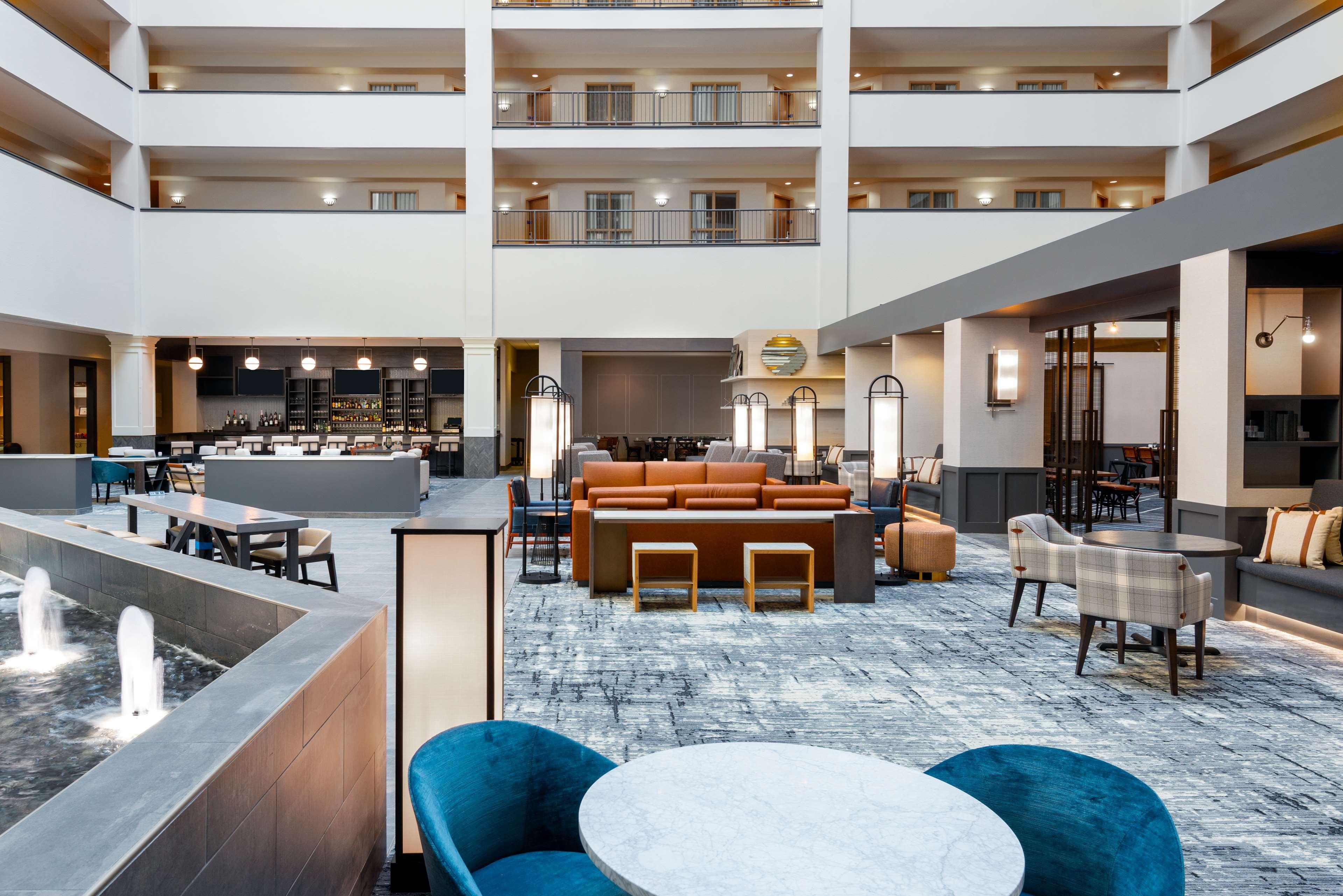 Hilton Charlotte Airport Hotel מראה חיצוני תמונה