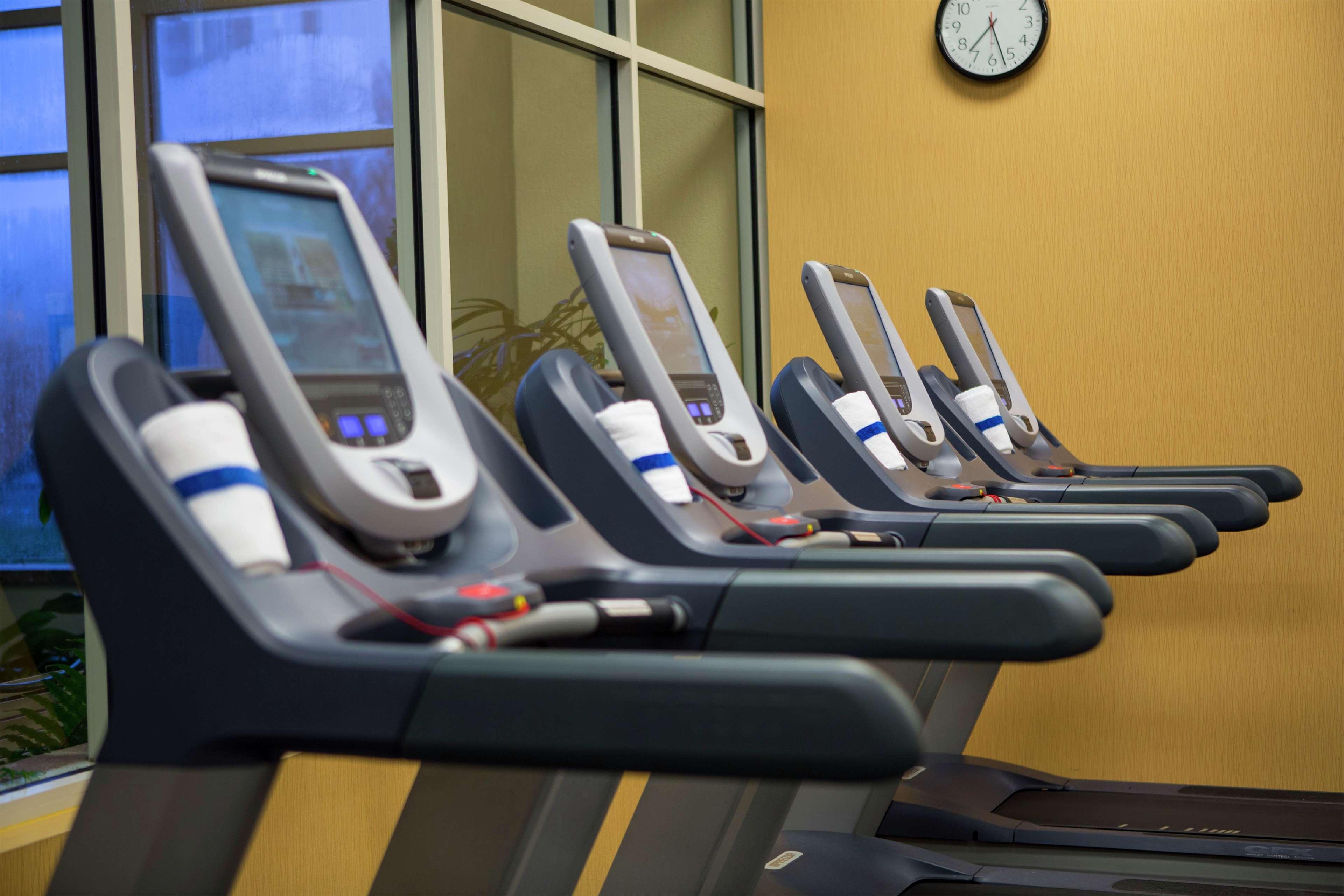 Hilton Charlotte Airport Hotel מראה חיצוני תמונה
