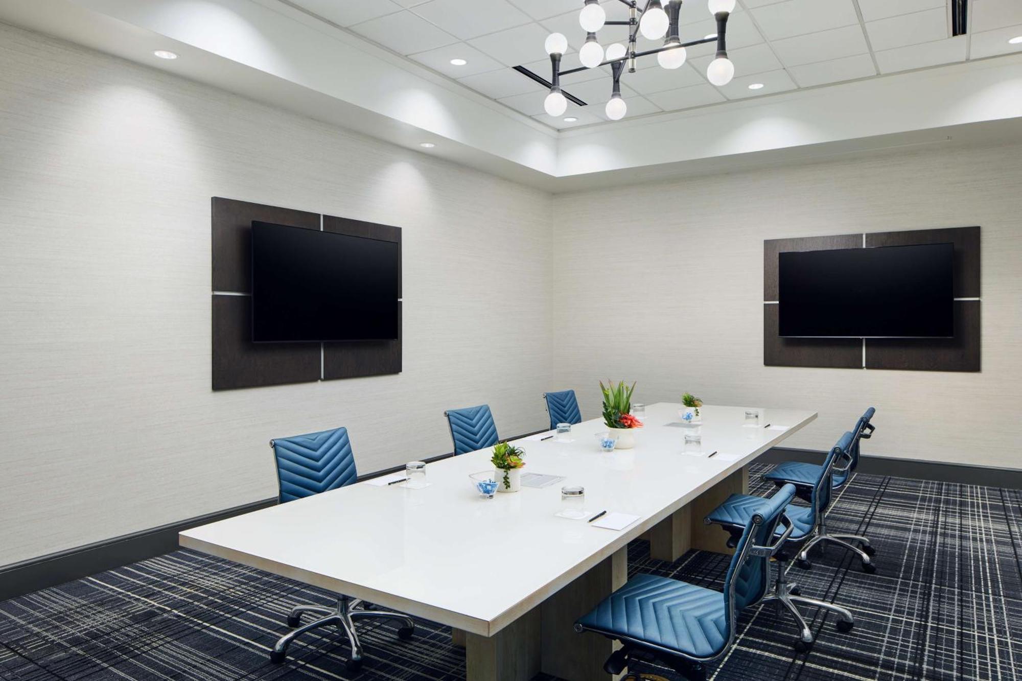Hilton Charlotte Airport Hotel מראה חיצוני תמונה