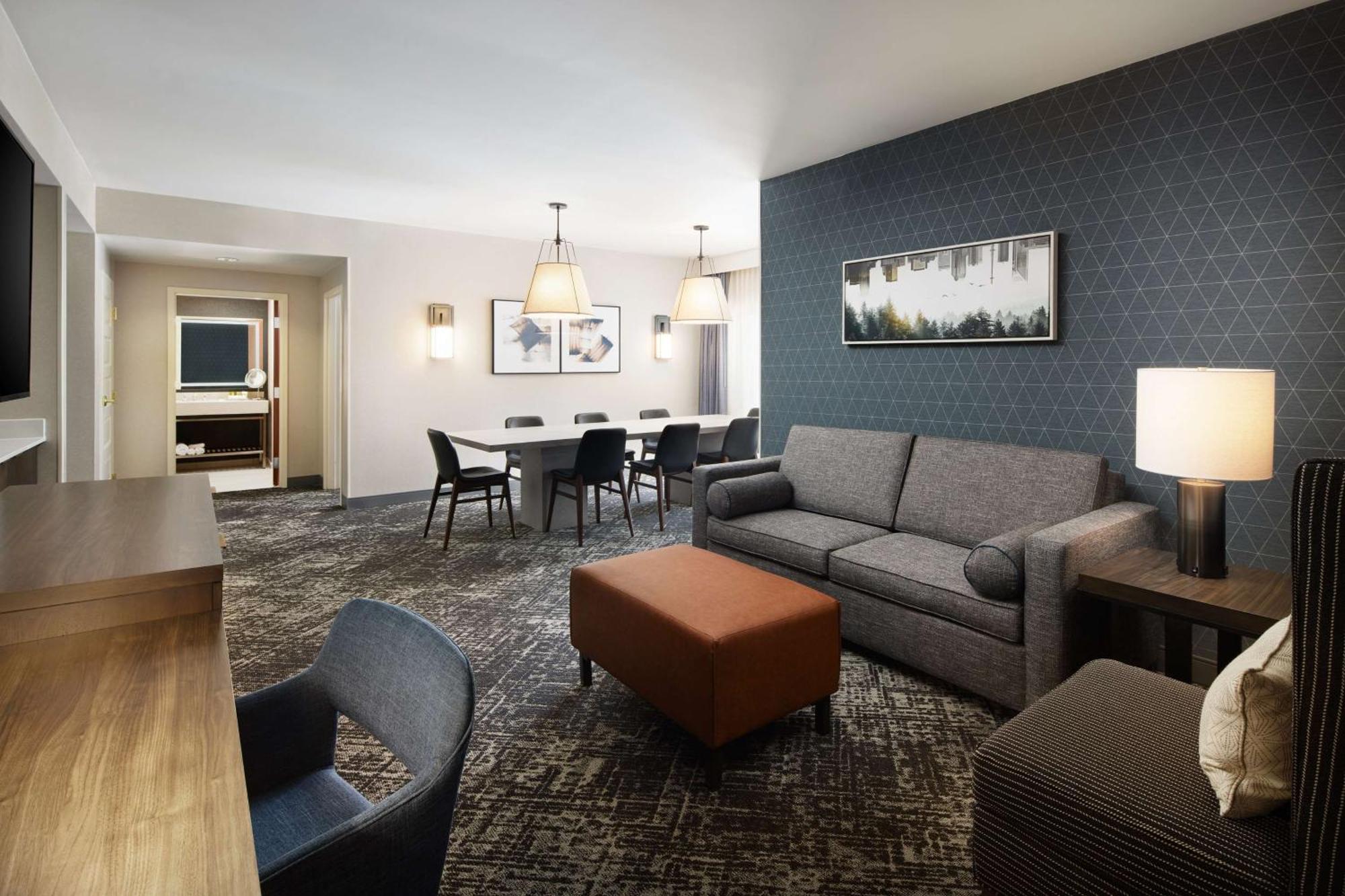 Hilton Charlotte Airport Hotel מראה חיצוני תמונה